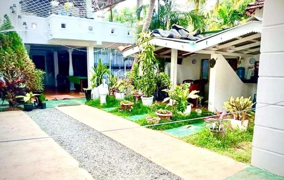 Robert Inn Dambulla Exterior photo