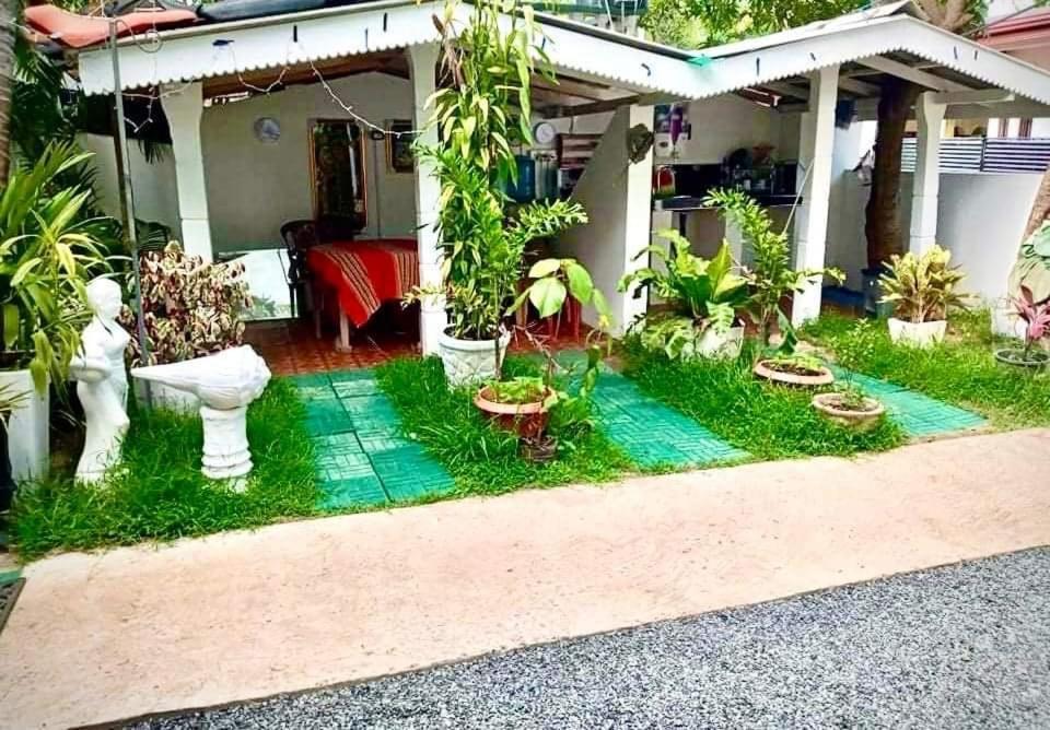 Robert Inn Dambulla Exterior photo