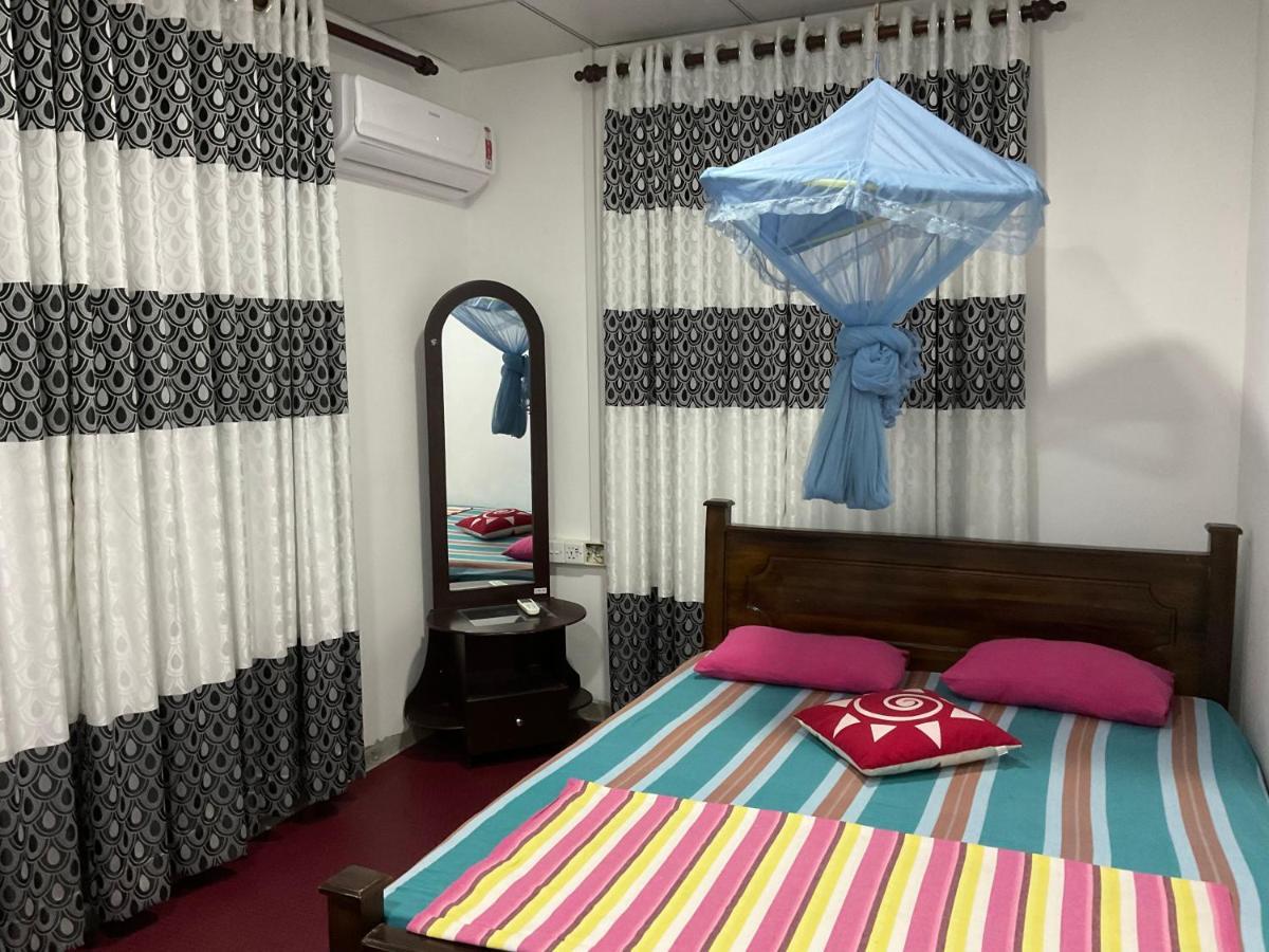 Robert Inn Dambulla Exterior photo